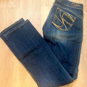 Silver Jeans Tuesday W28/L33
